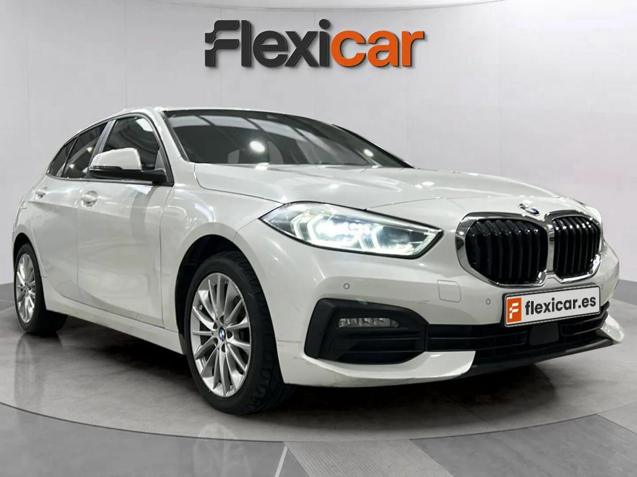 Foto bmw serie 1 2021 /