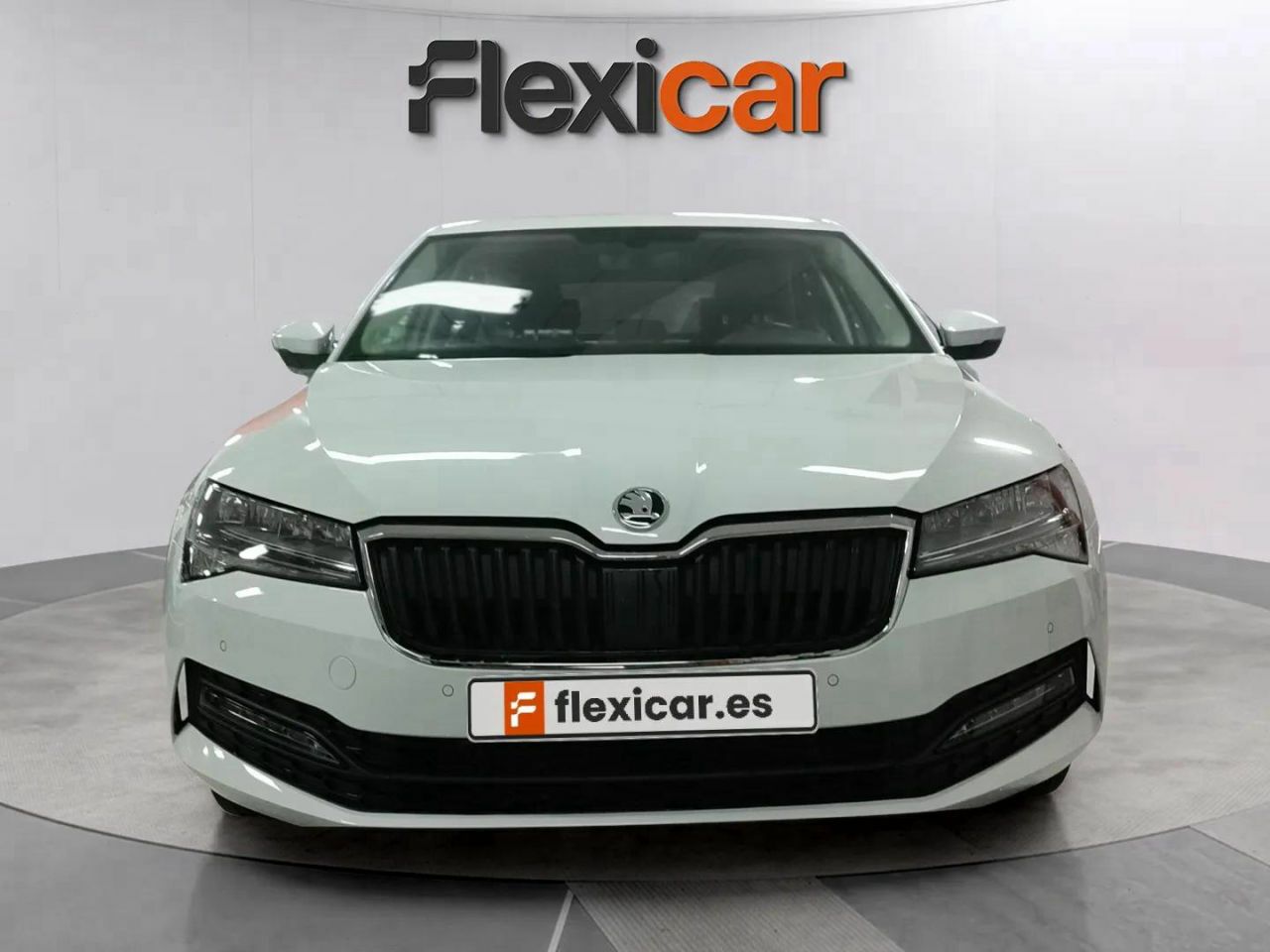 skoda superb 2022 / foto grande (2)