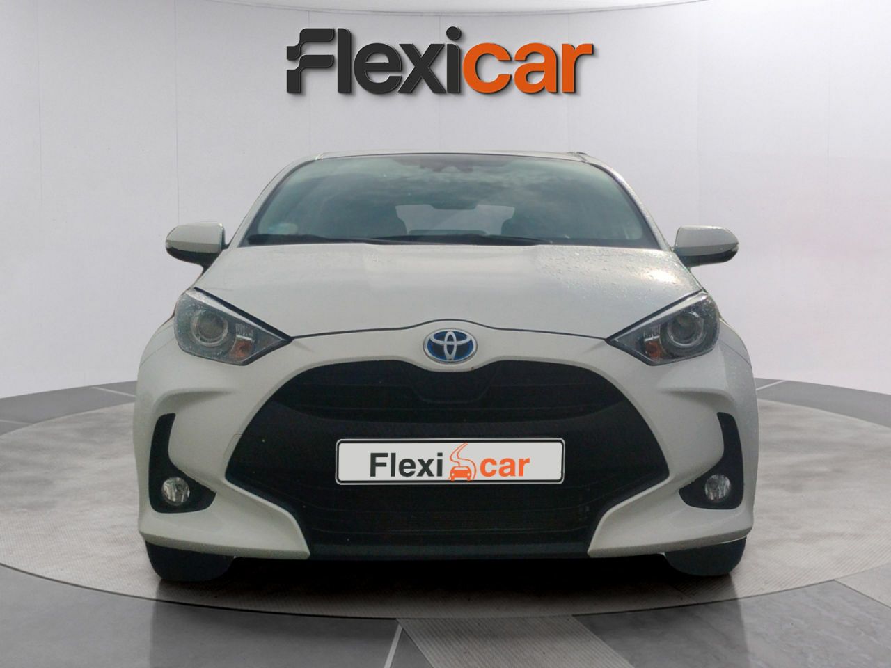 toyota yaris 2021 / foto grande (2)