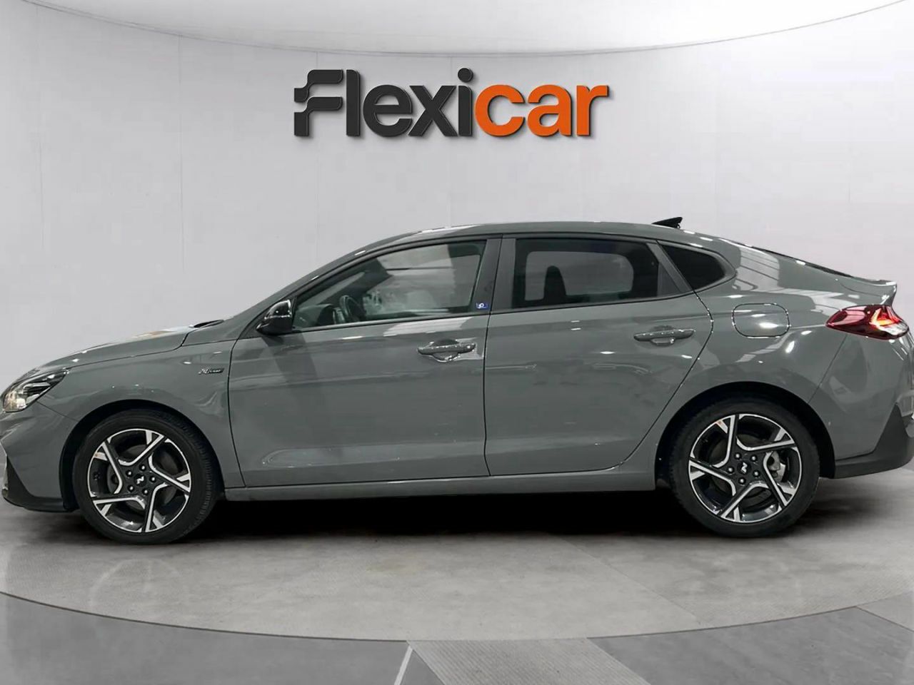 hyundai i30 2023 / foto grande (3)