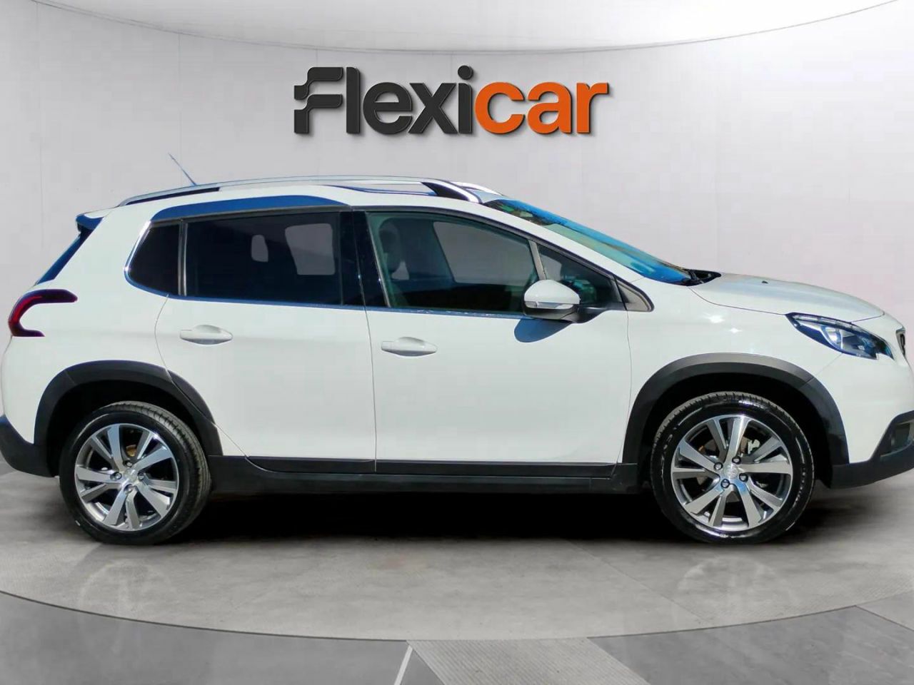 peugeot 2008 2019 / foto grande (3)