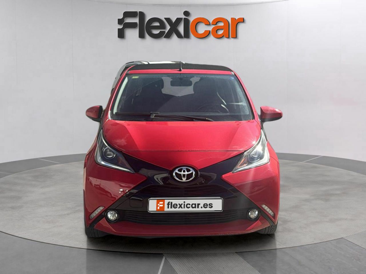 toyota aygo 2018 / foto grande (2)