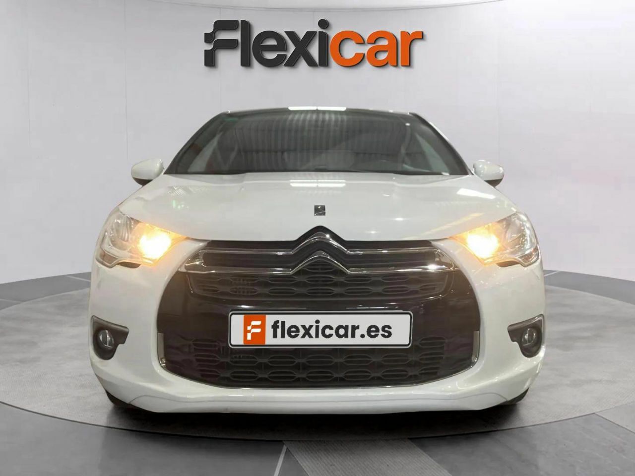 ds automobiles ds 4 2015 / foto grande (2)