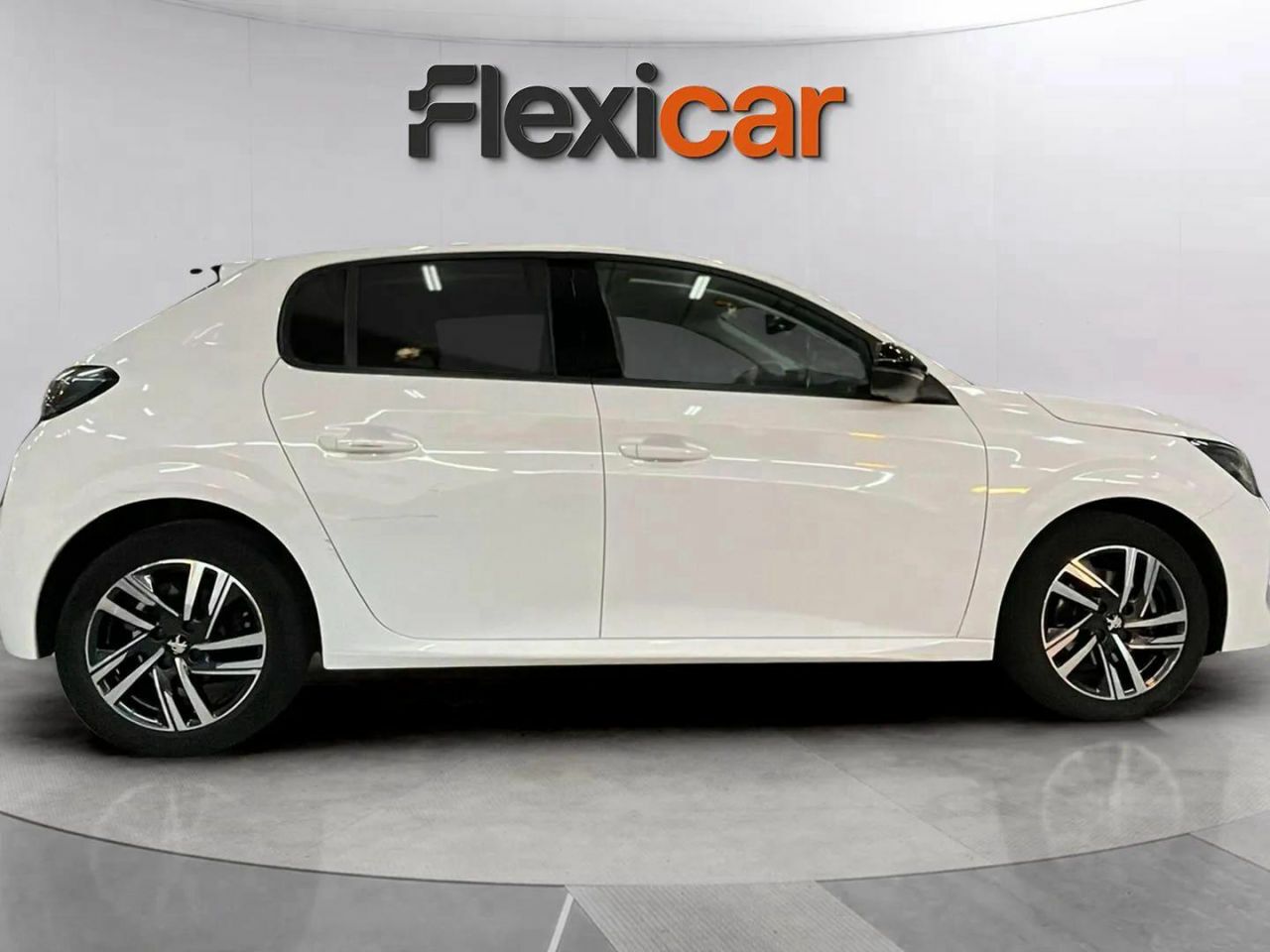 peugeot 208 2023 / foto grande (3)