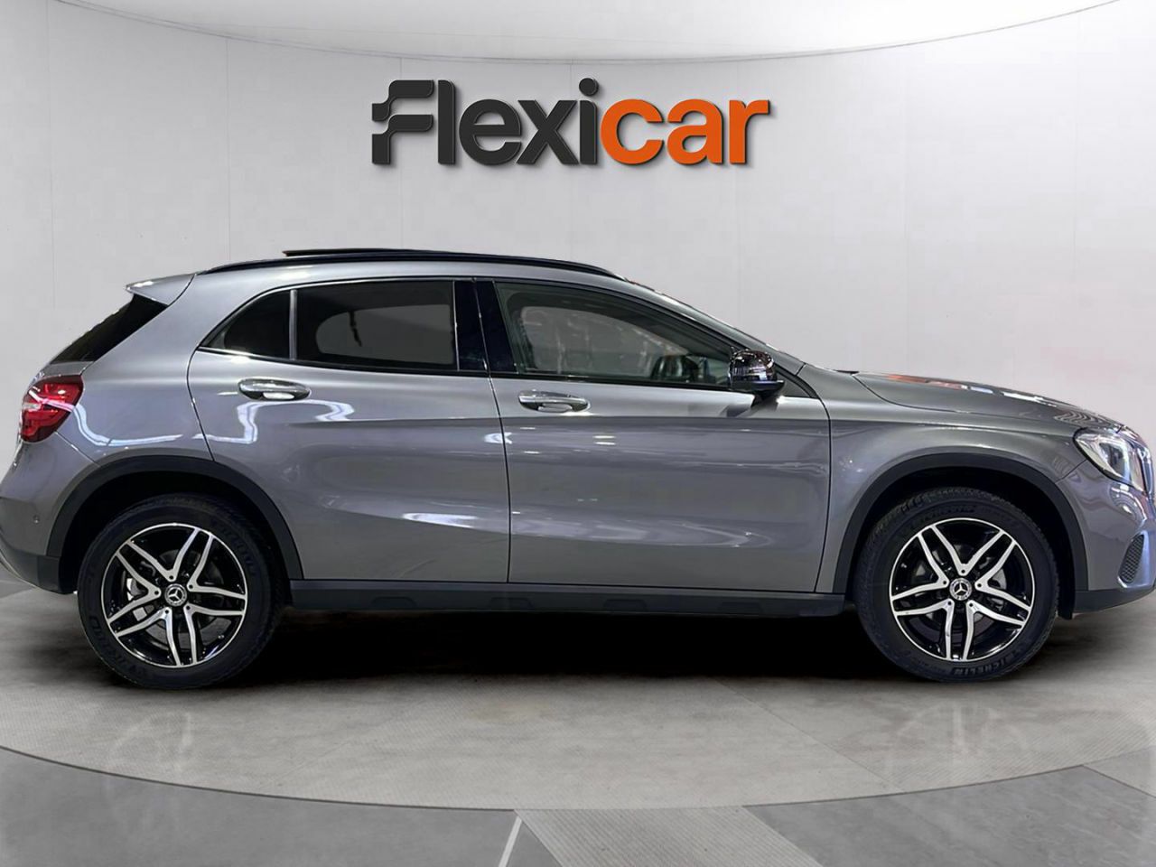 mercedes gla 2018 / foto grande (3)