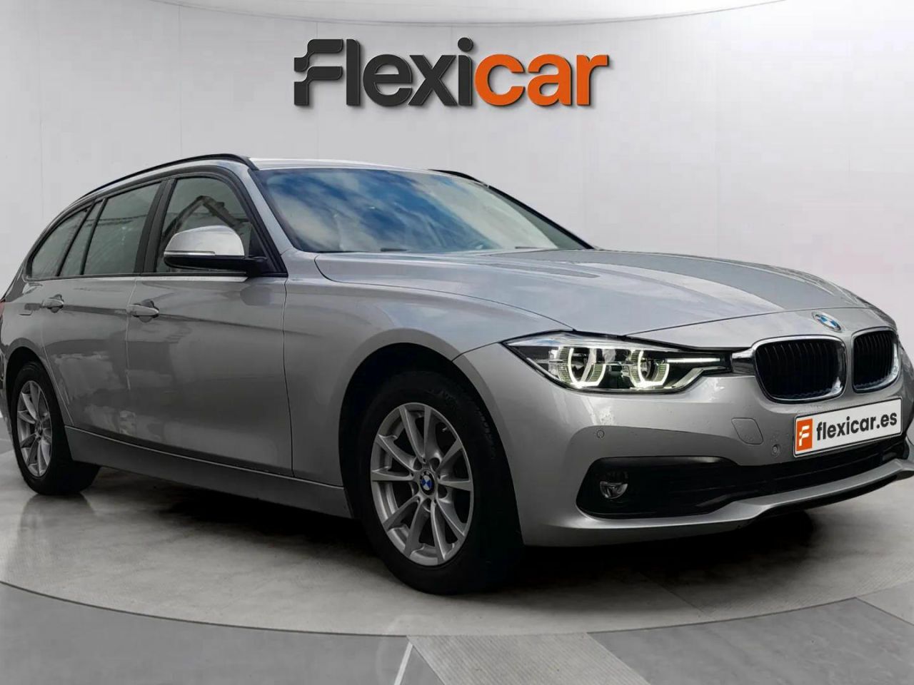 Foto bmw serie 3 2019 /