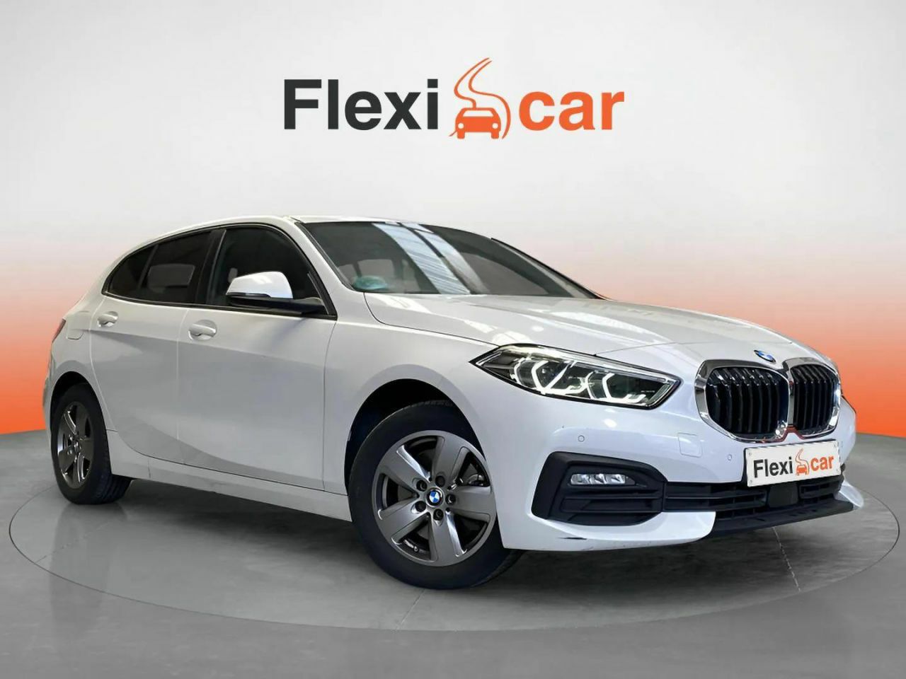 Foto bmw serie 1 2021 /
