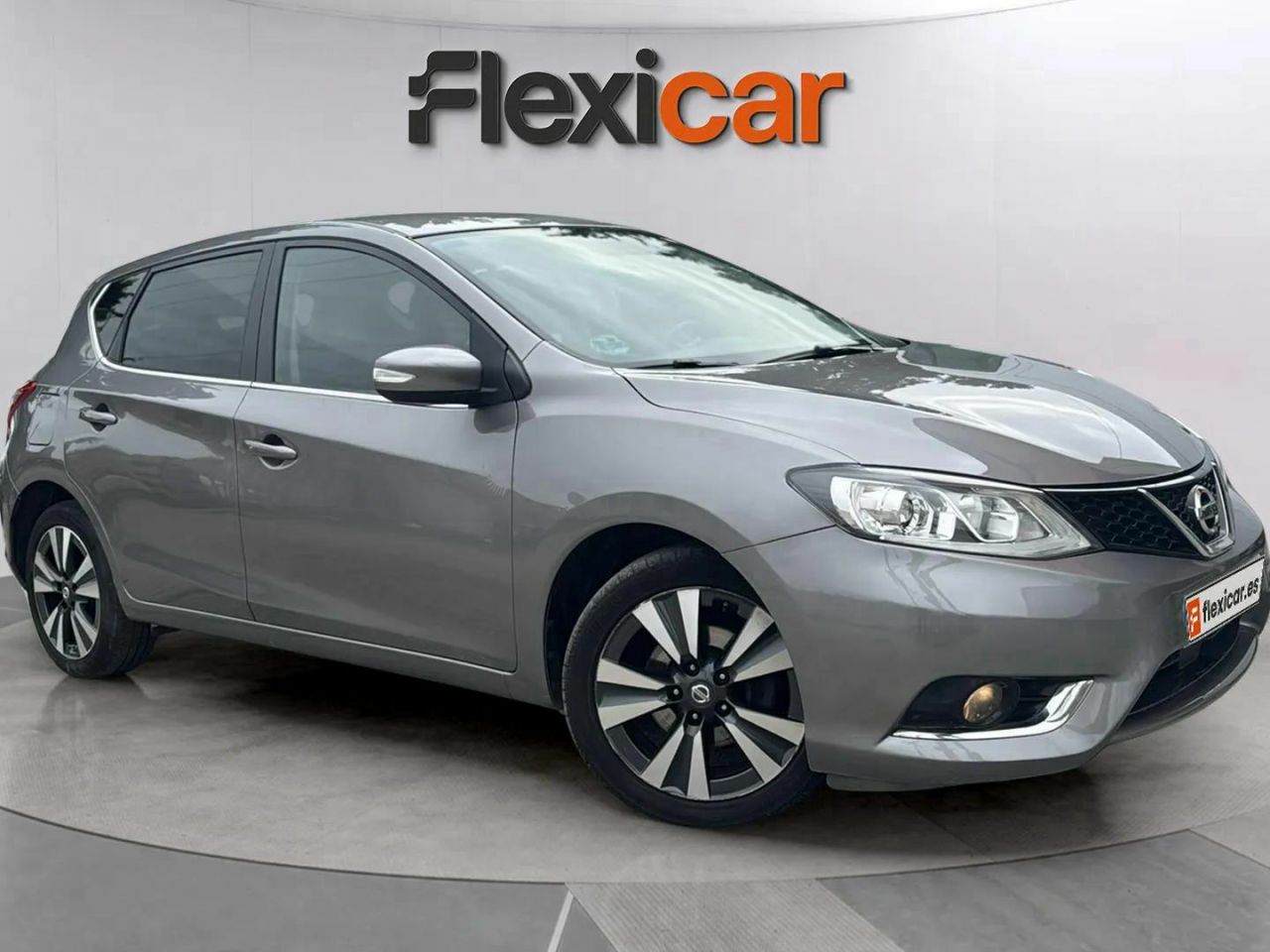 Foto nissan pulsar 2017 /