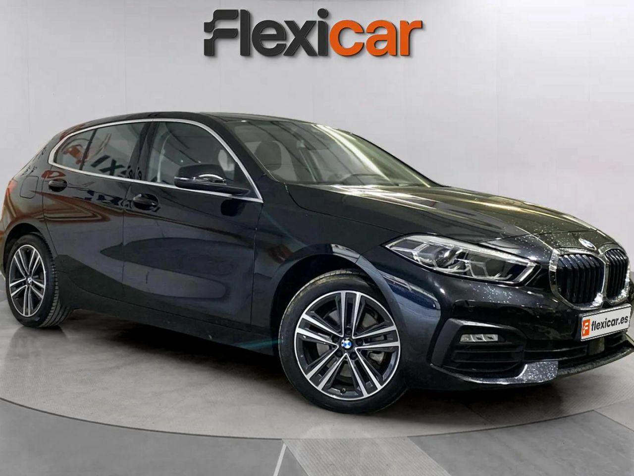 Foto bmw serie 1 2023 /