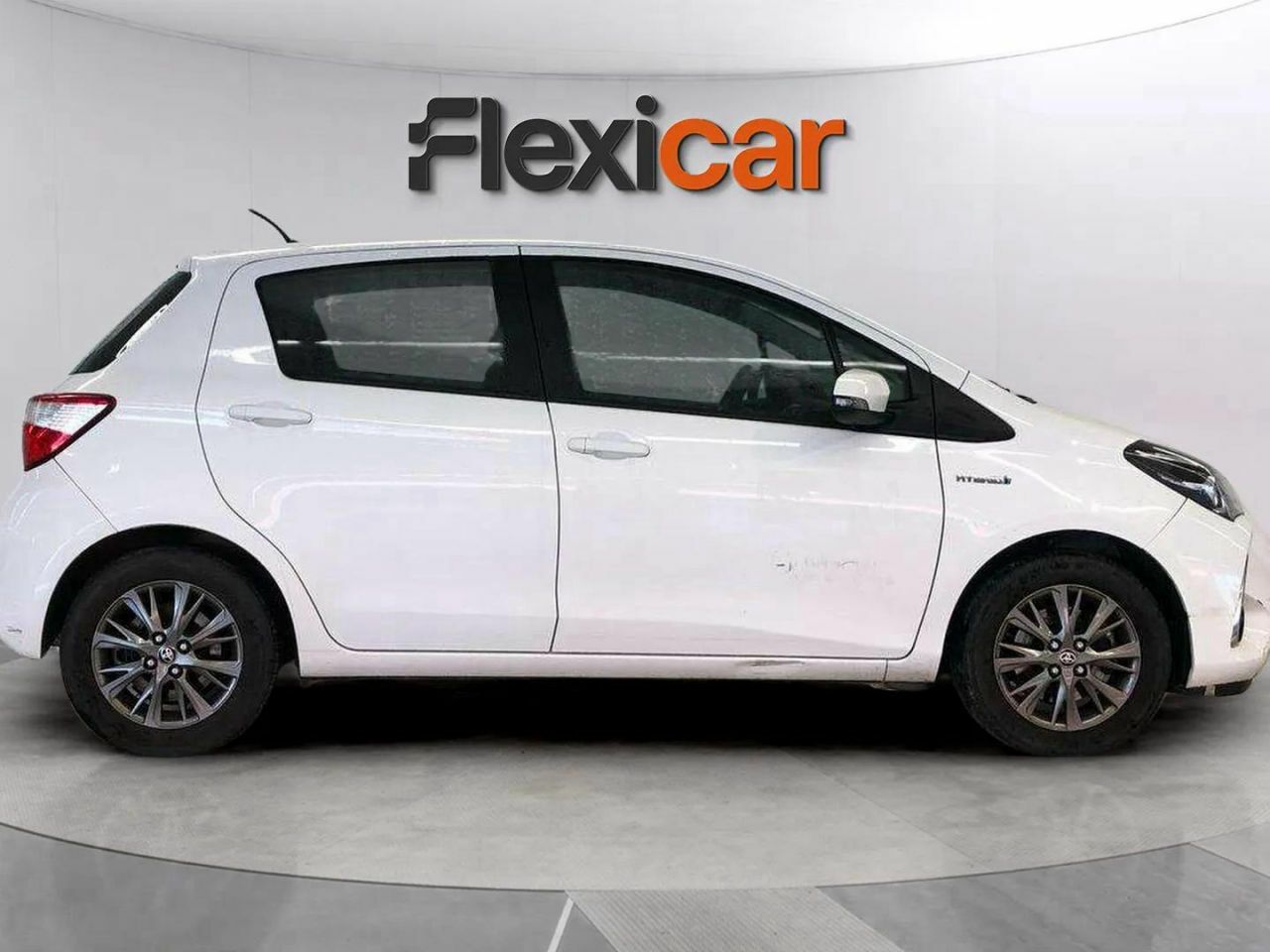 toyota yaris 2020 / foto grande (3)