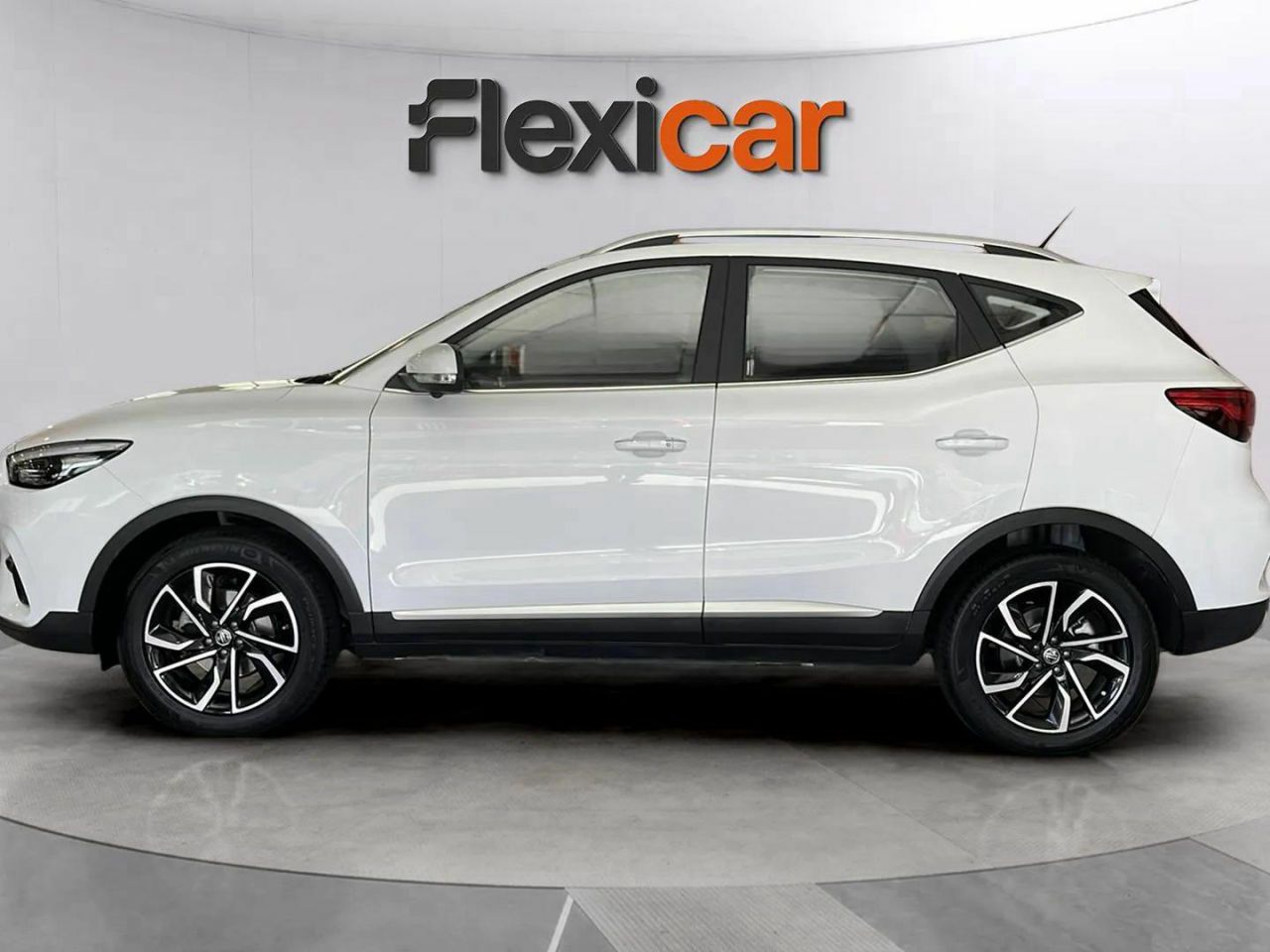 mg zs 2024 / foto grande (2)