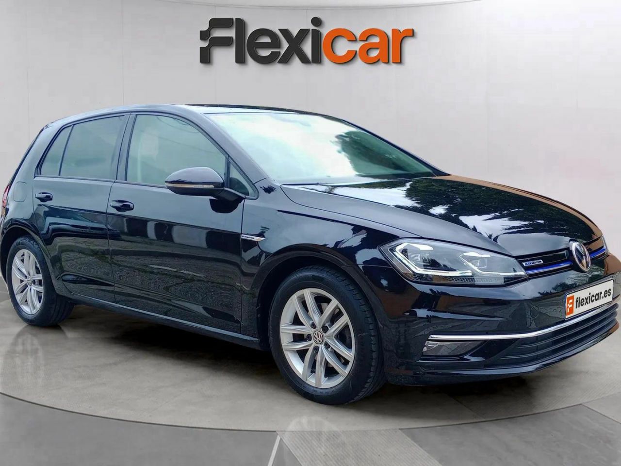 Foto volkswagen golf 2020 /