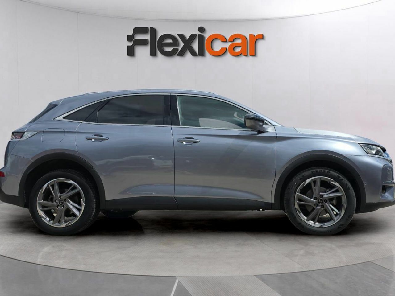 ds automobiles ds 7 2021 / foto grande (2)