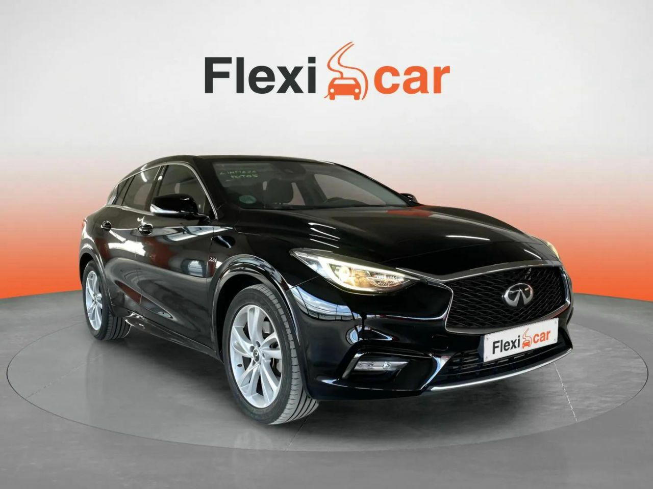 Foto infiniti q30 2017 /