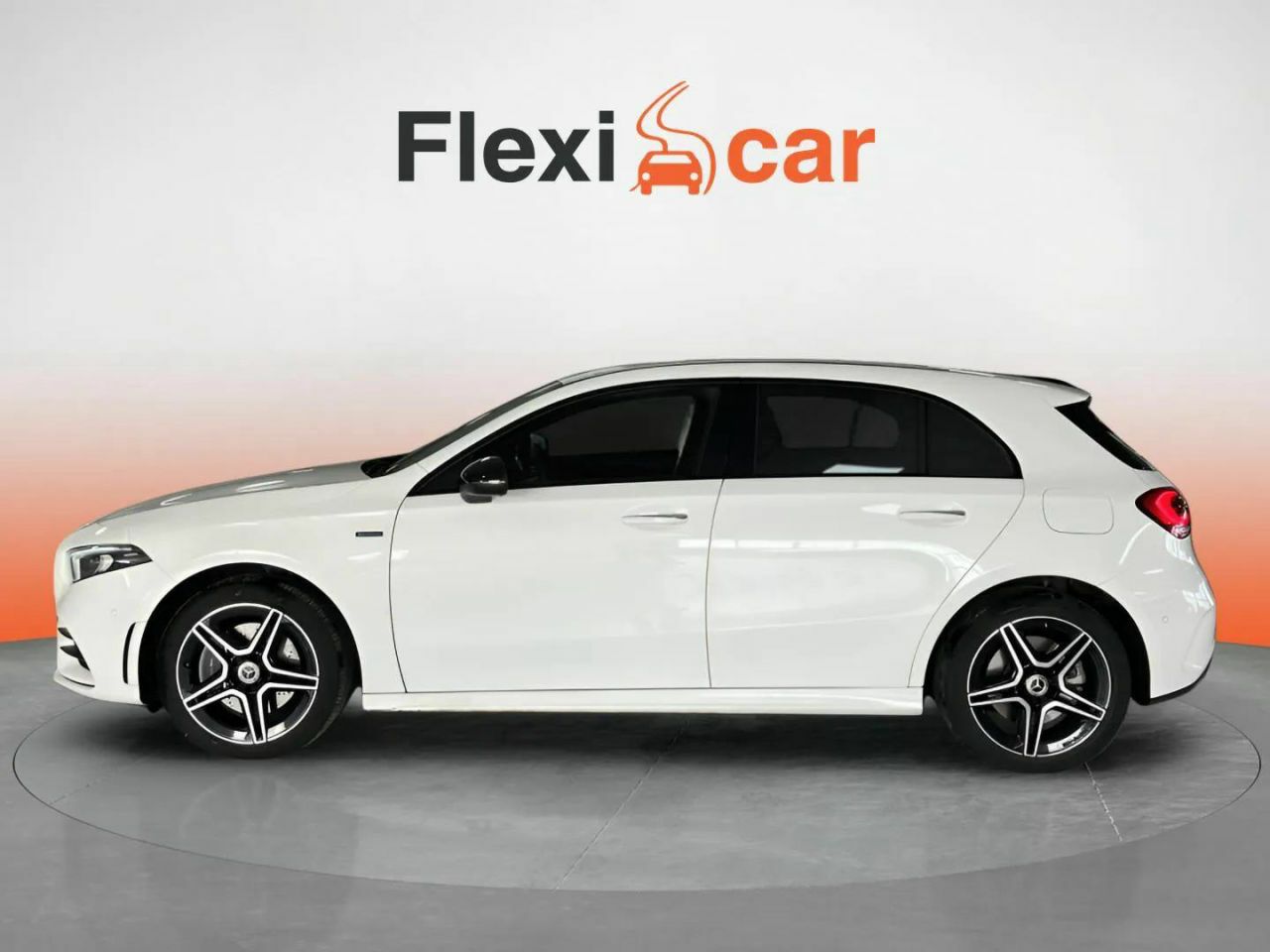 mercedes clase a 2020 / foto grande (3)