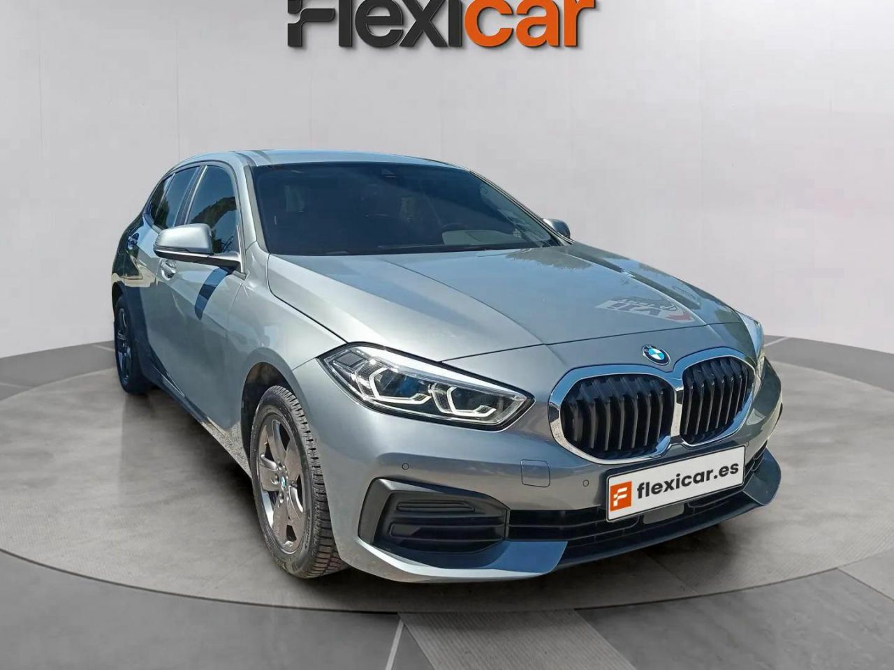 Foto bmw serie 1 2023 /