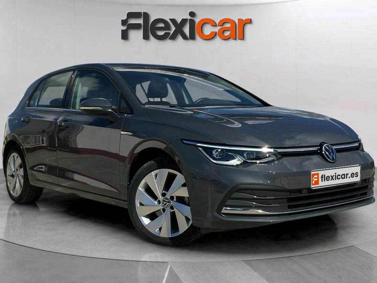 Foto volkswagen golf 2021 /