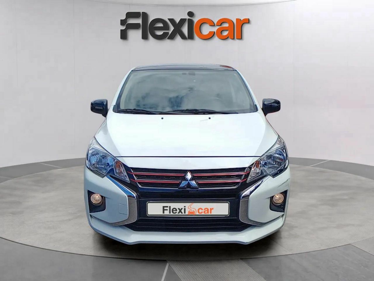 mitsubishi space star 2022 / foto grande (2)