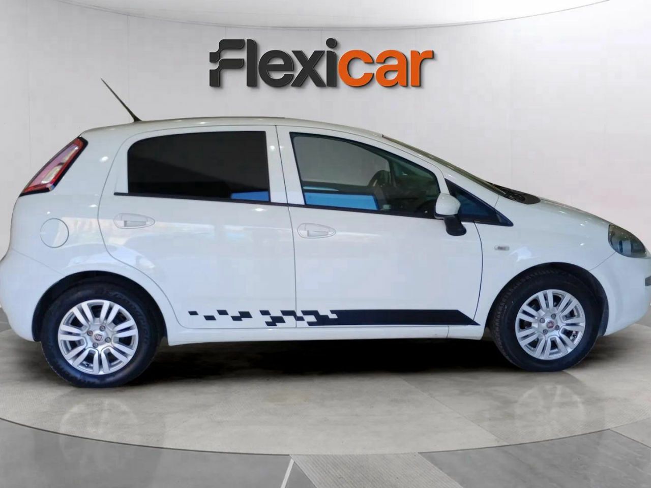 fiat punto 2016 / foto grande (3)