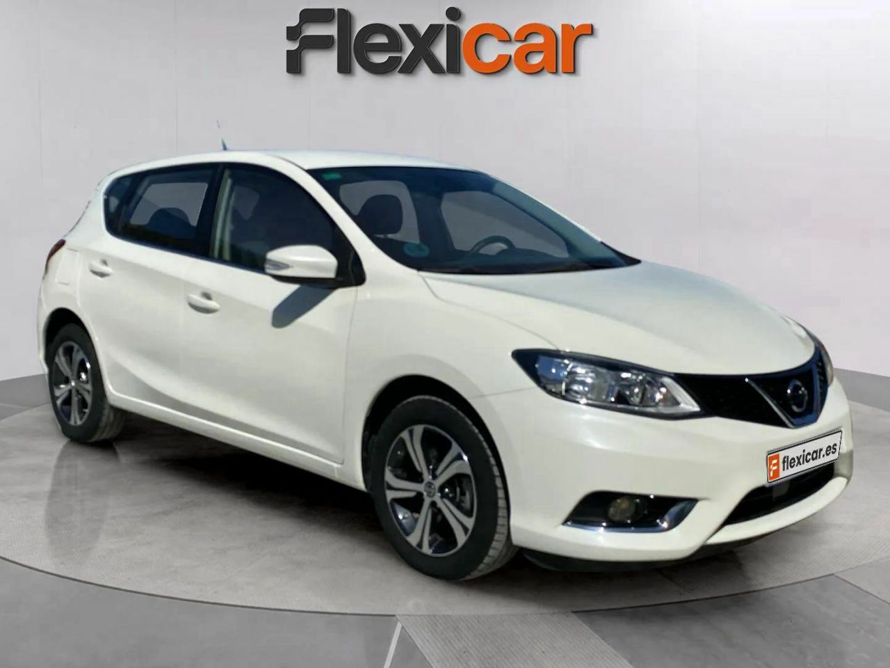 Foto nissan pulsar 2015 /