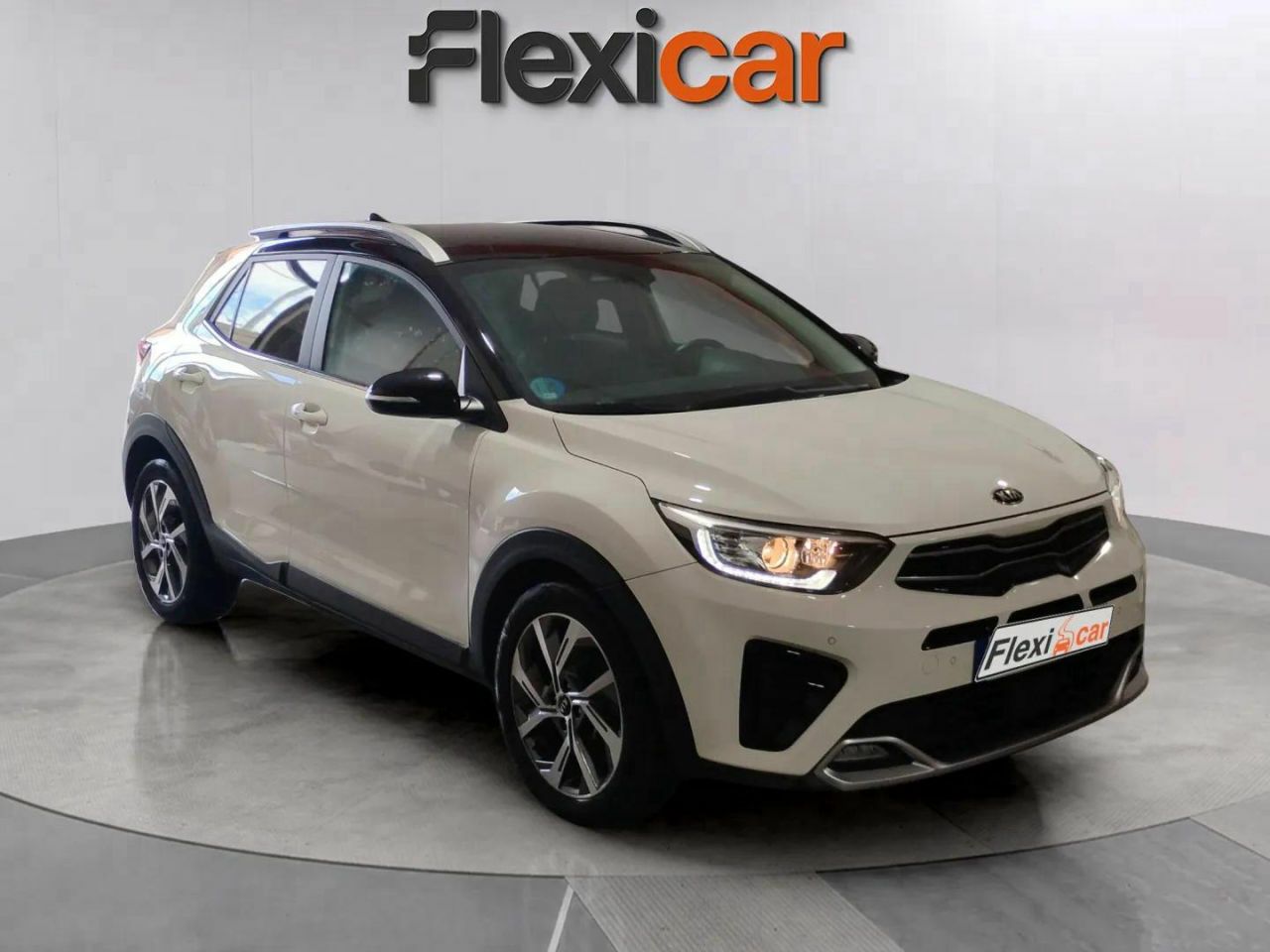 Foto kia stonic 2021 /