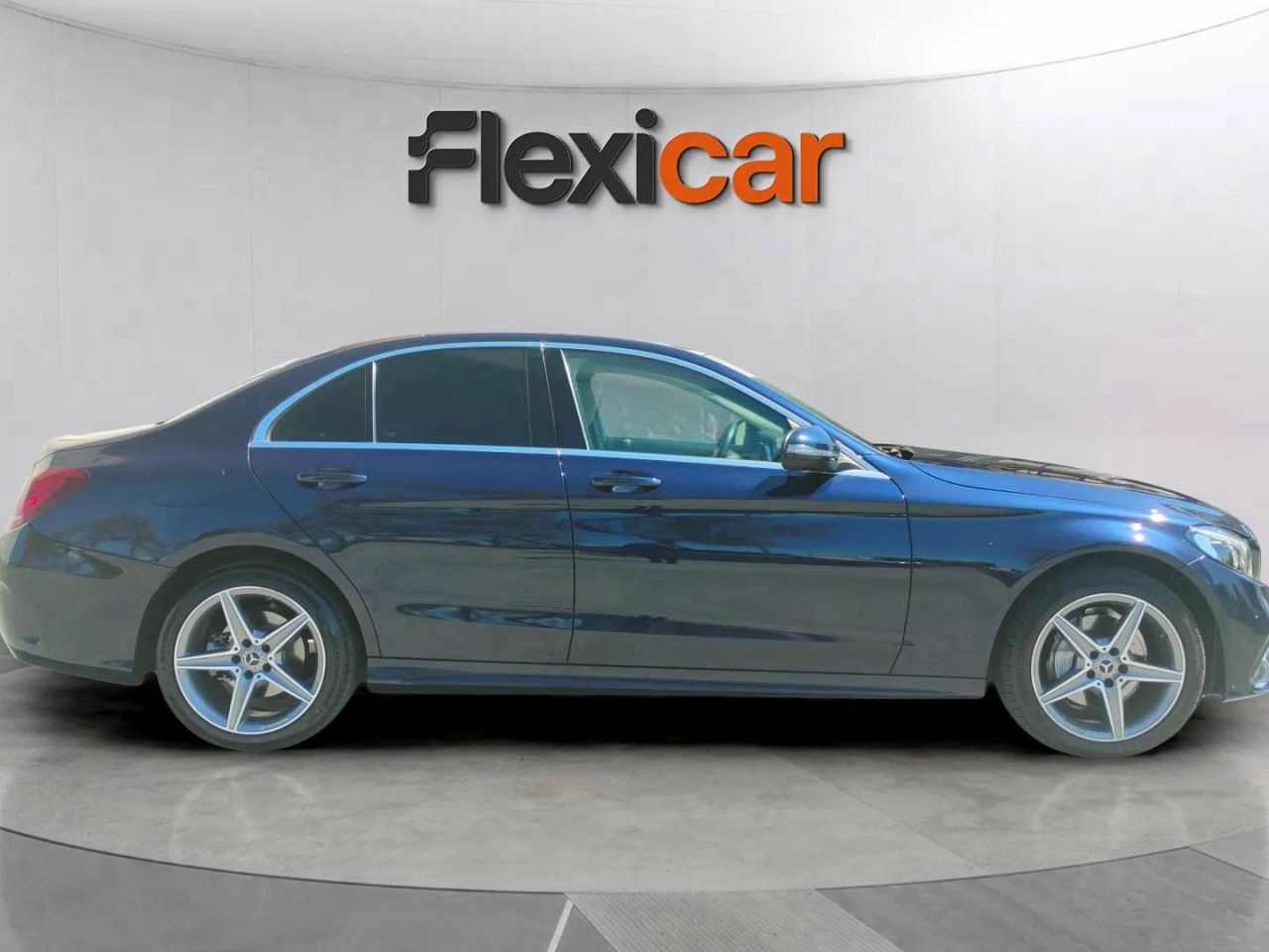 mercedes clase c 2018 / foto grande (3)