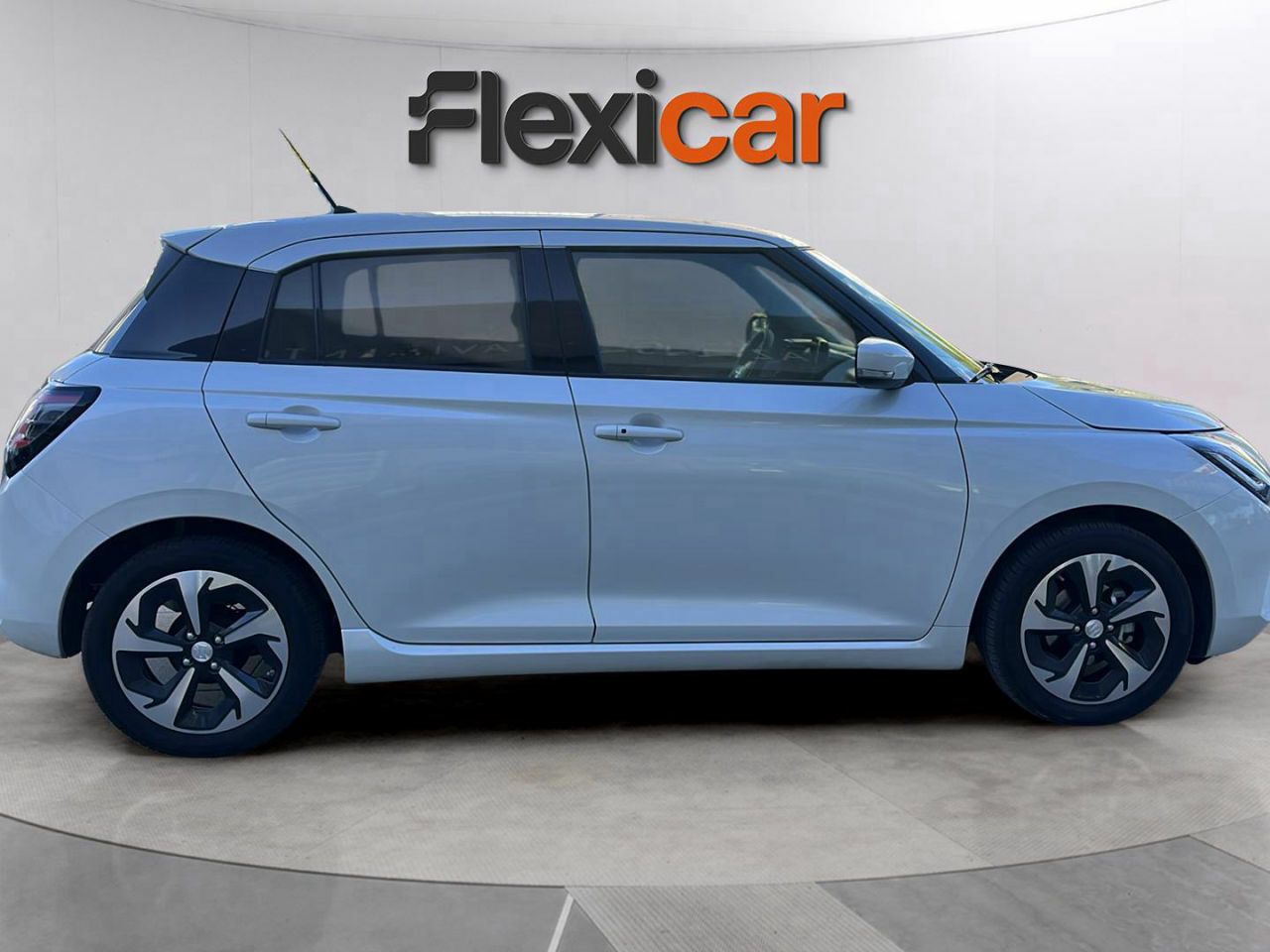 suzuki swift 2025 / foto grande (2)