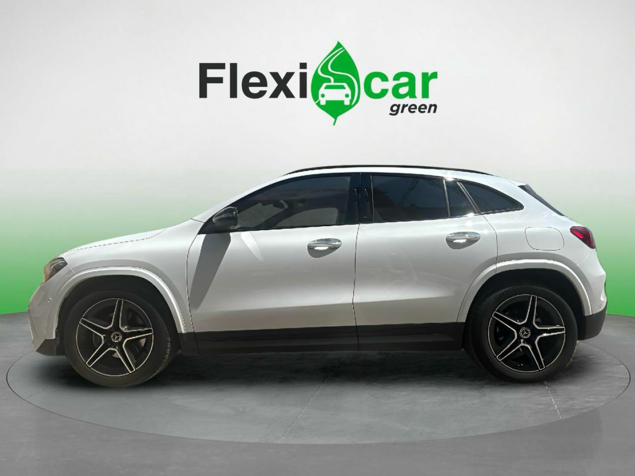 mercedes gla 2023 / foto grande (3)
