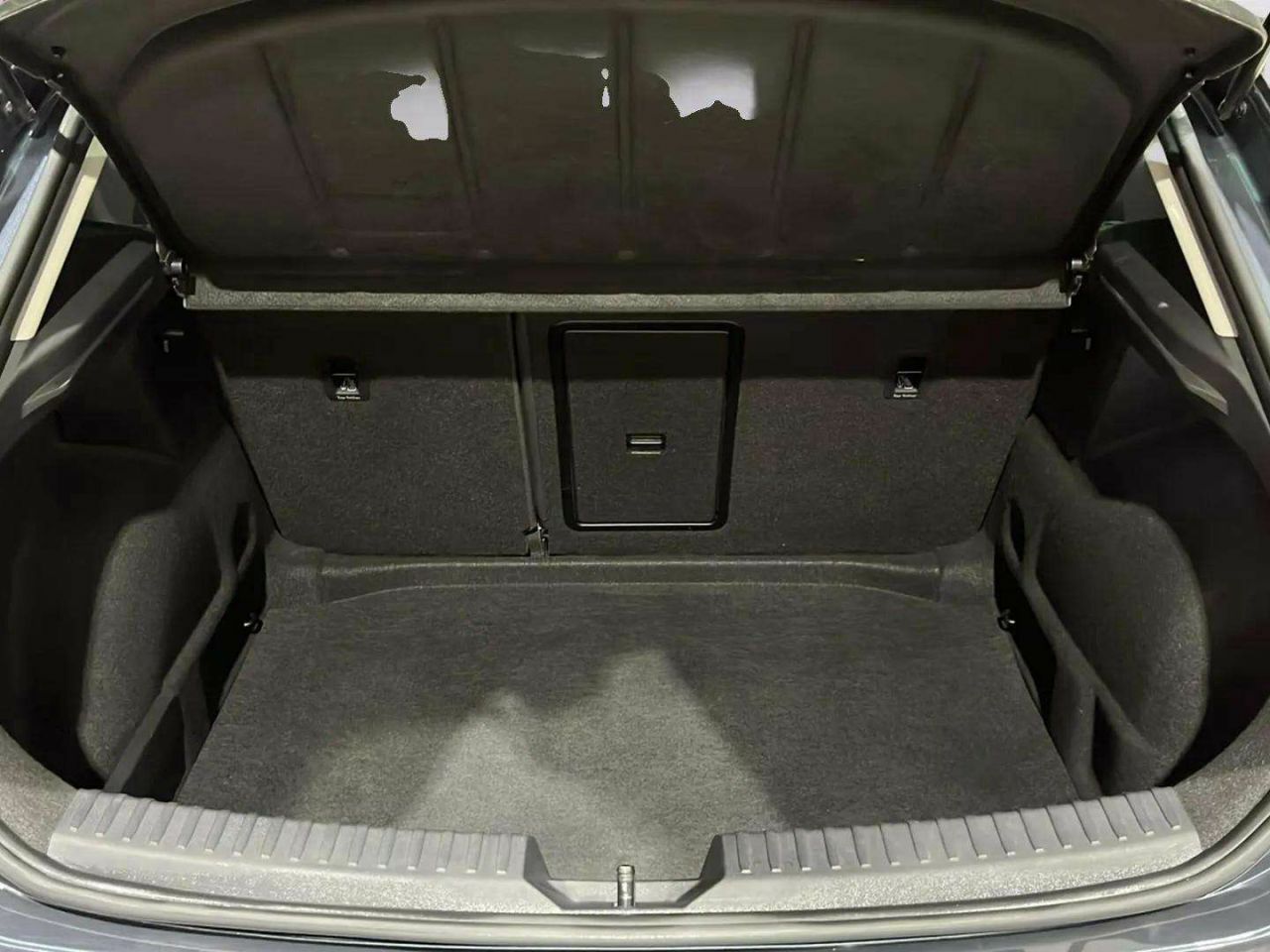seat leon 2020 / foto grande (2)