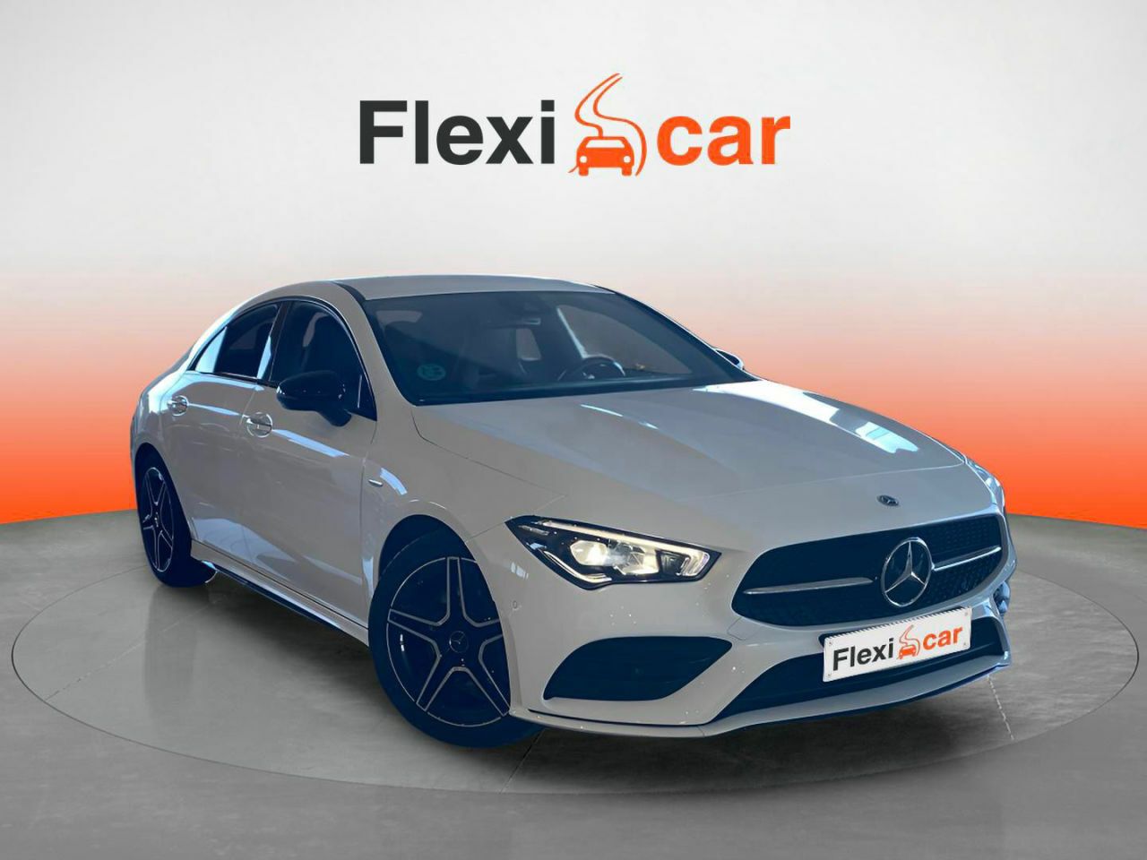 Foto mercedes cla 2021 /