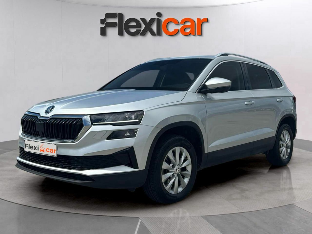 skoda karoq 2023 / foto grande (3)