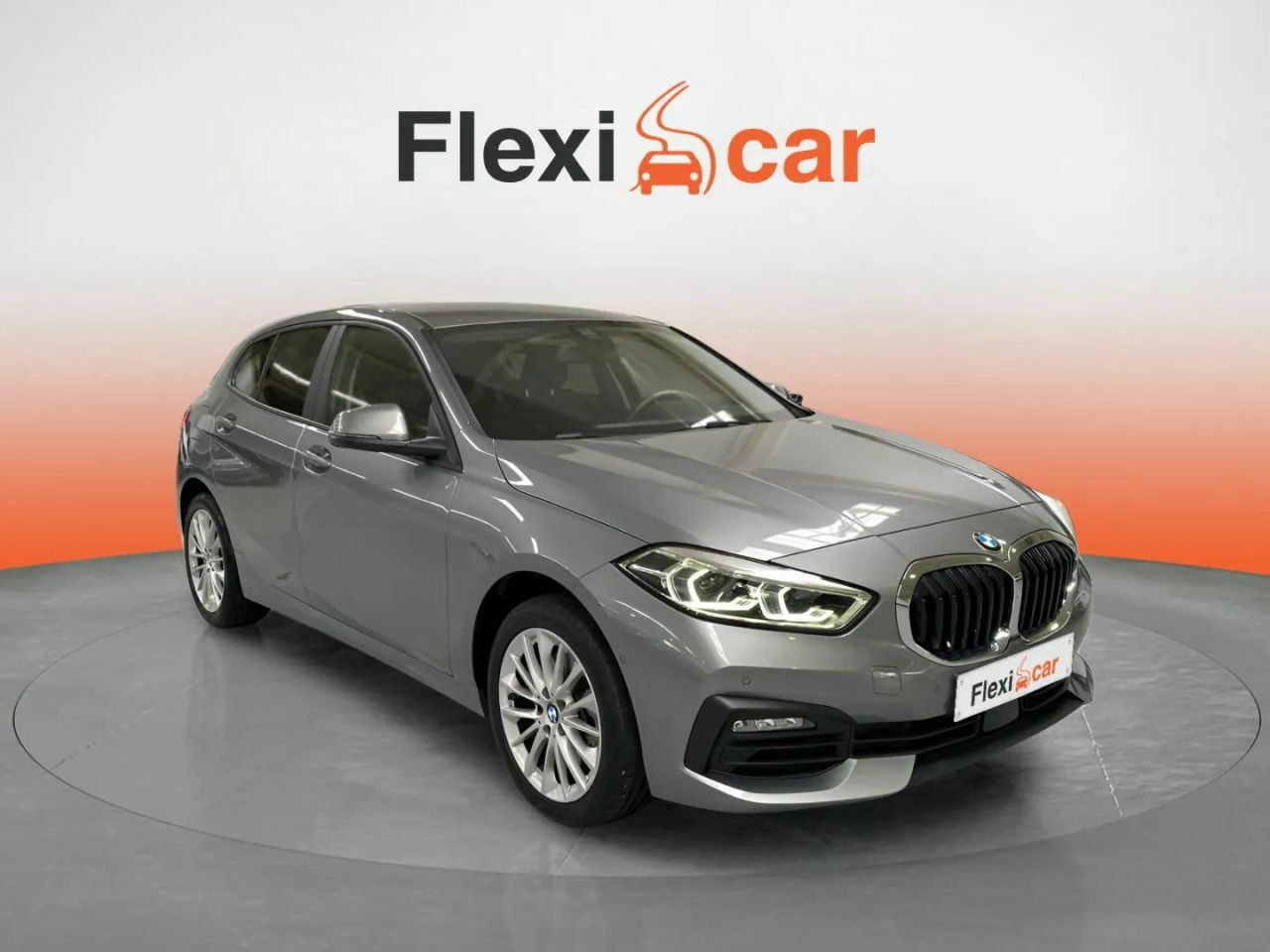 Foto bmw serie 1 2023 /