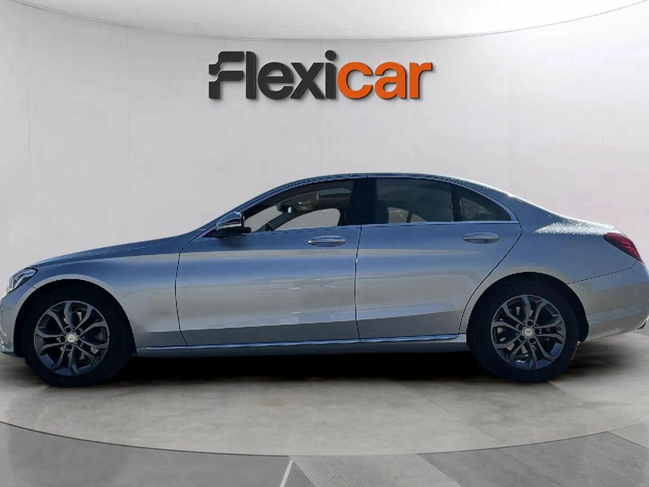 mercedes clase c 2017 / foto grande (3)