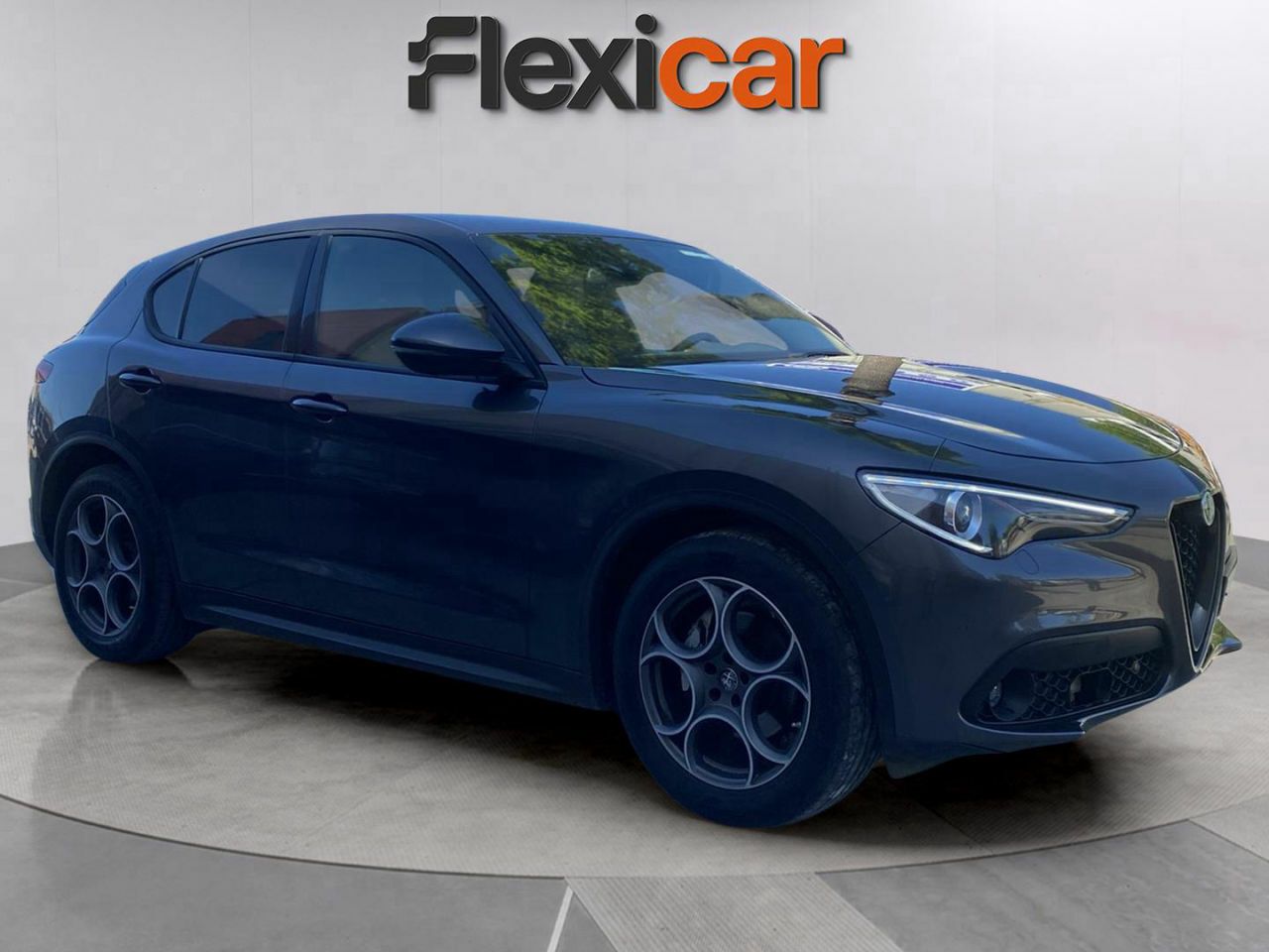 Foto alfa romeo stelvio 2022 /