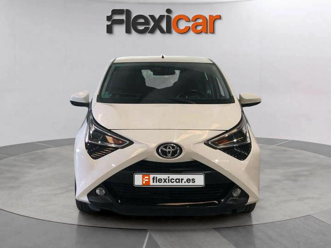 toyota aygo 2019 / foto grande (2)