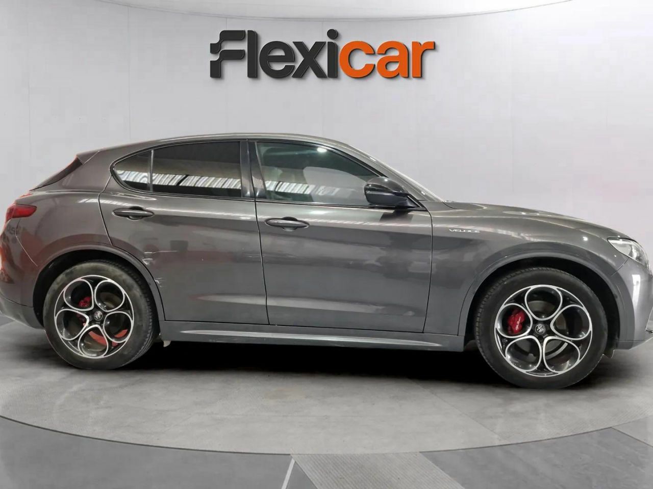 alfa romeo stelvio 2022 / foto grande (3)