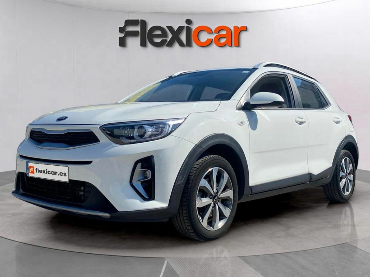 kia stonic 2021 / foto grande (3)