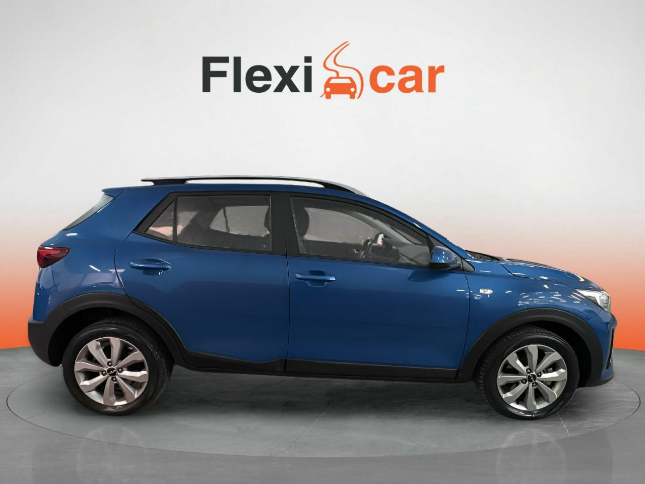 kia stonic 2022 / foto grande (3)