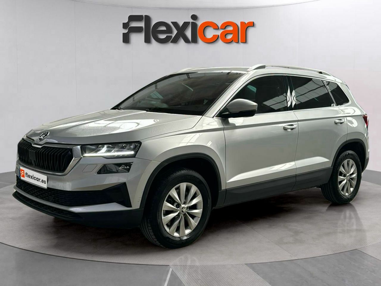 skoda karoq 2023 / foto grande (3)