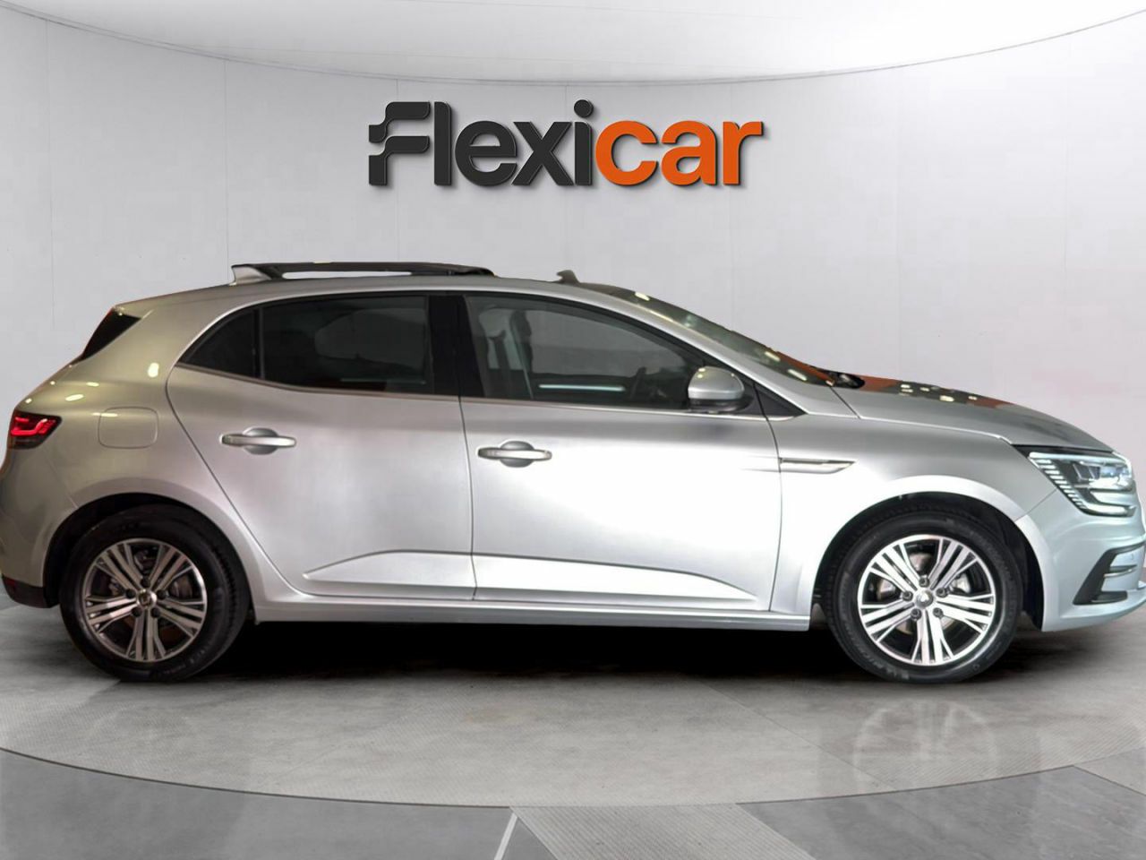 renault megane 2022 / foto grande (3)