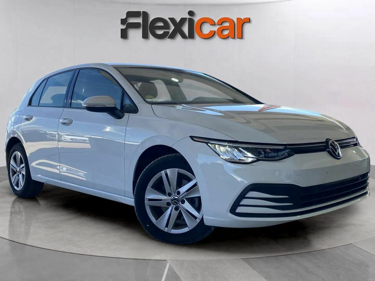 Foto volkswagen golf 2021 /