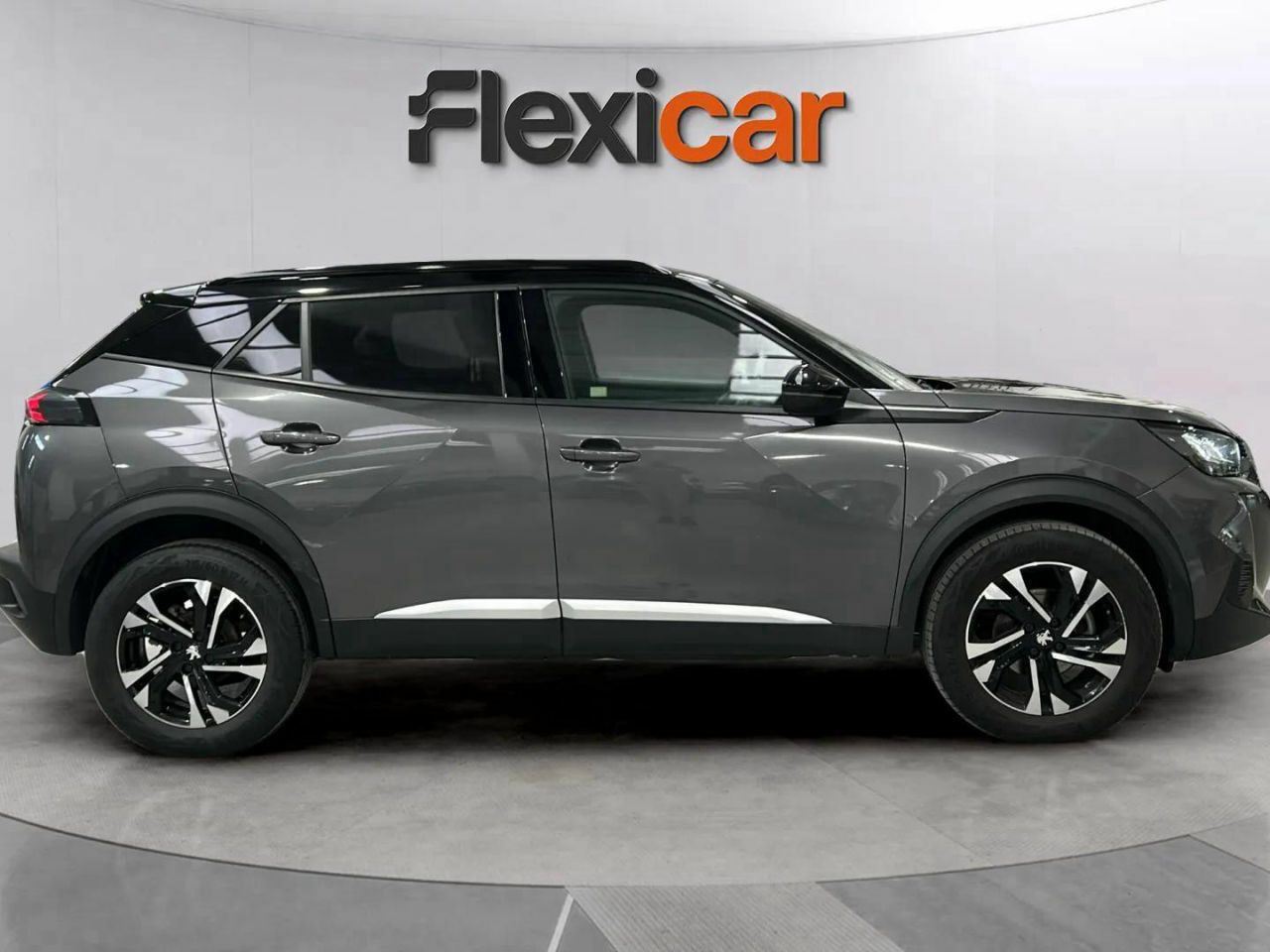 peugeot 2008 2023 / foto grande (2)