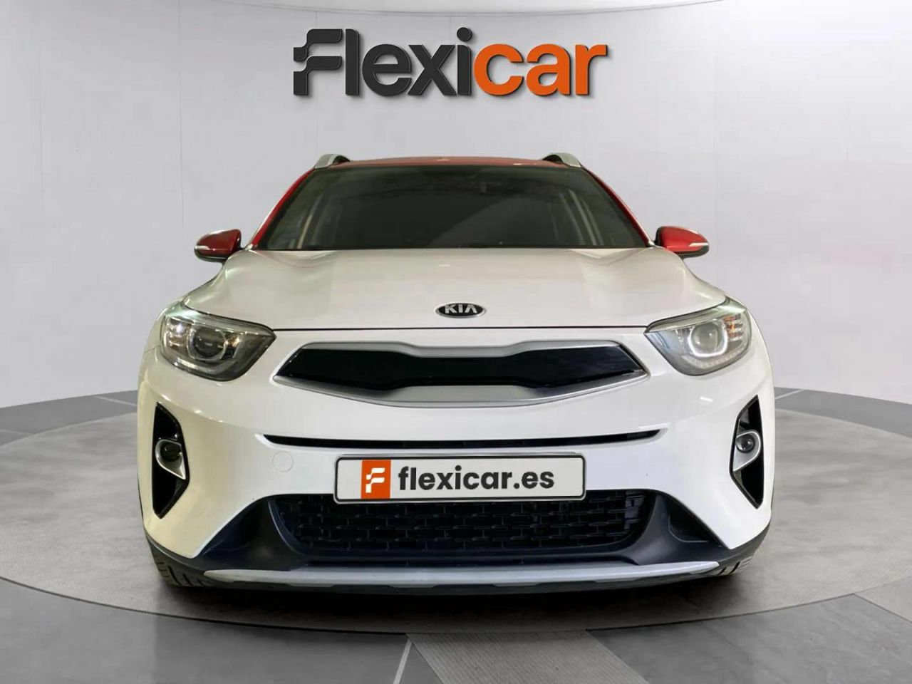 kia stonic 2021 / foto grande (2)