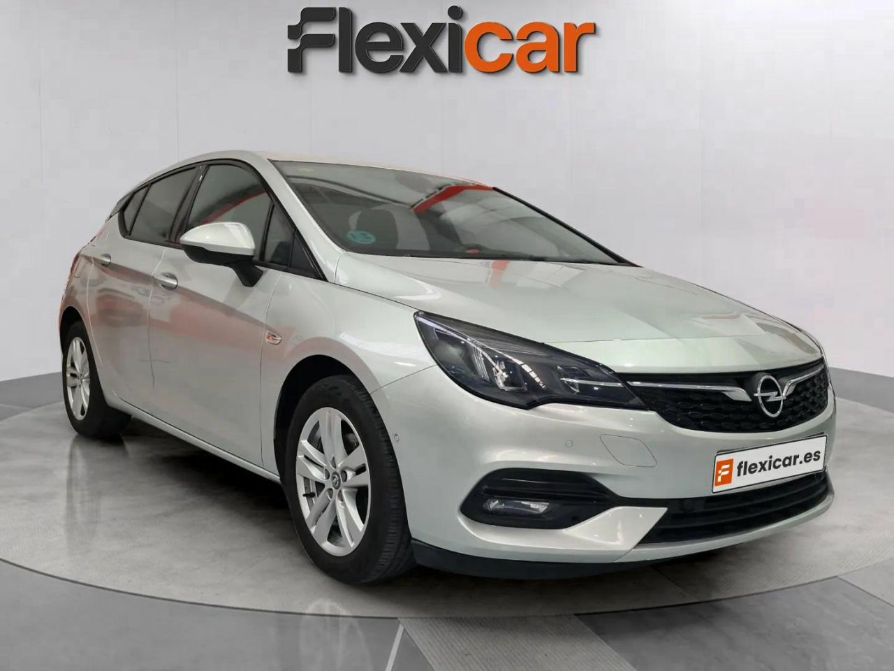 Foto opel astra 2020 /