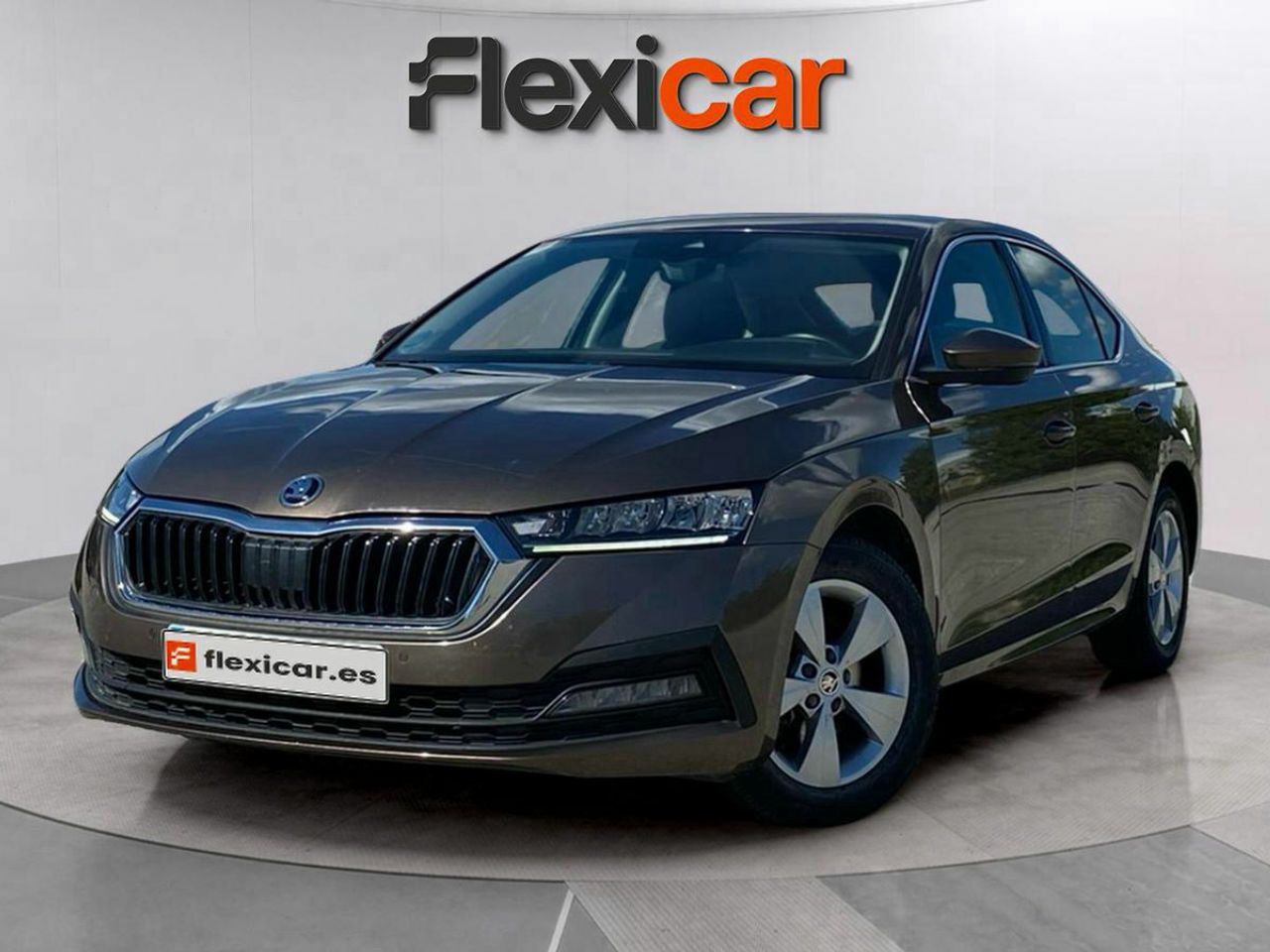 skoda octavia 2021 / foto grande (3)