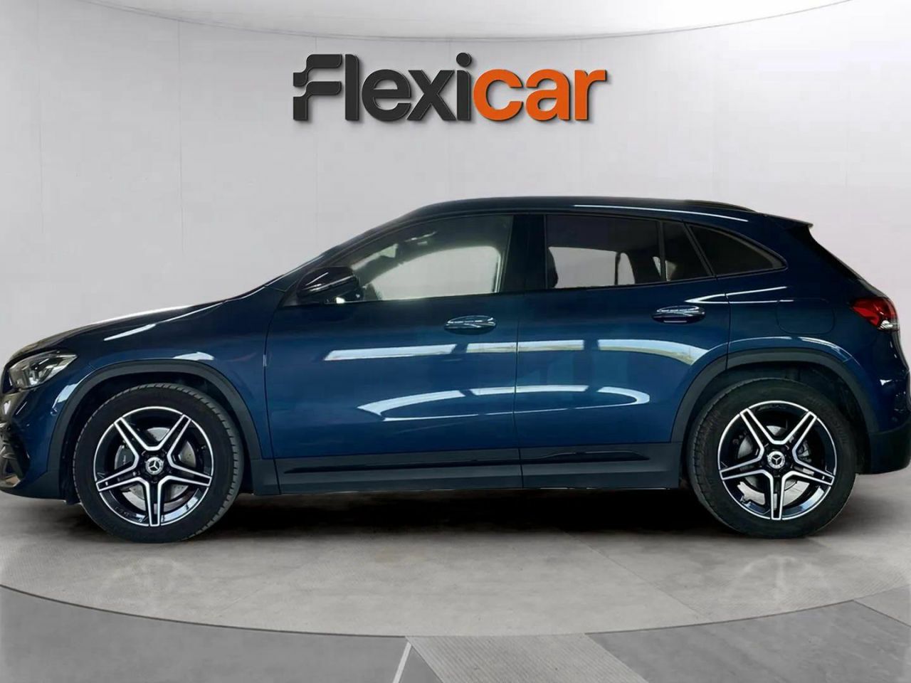mercedes gla 2020 / foto grande (3)