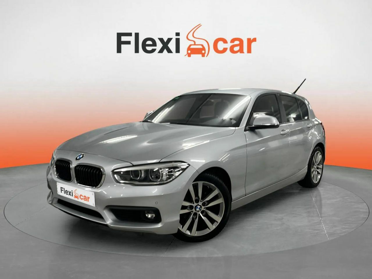 Foto bmw serie 1 2019 /
