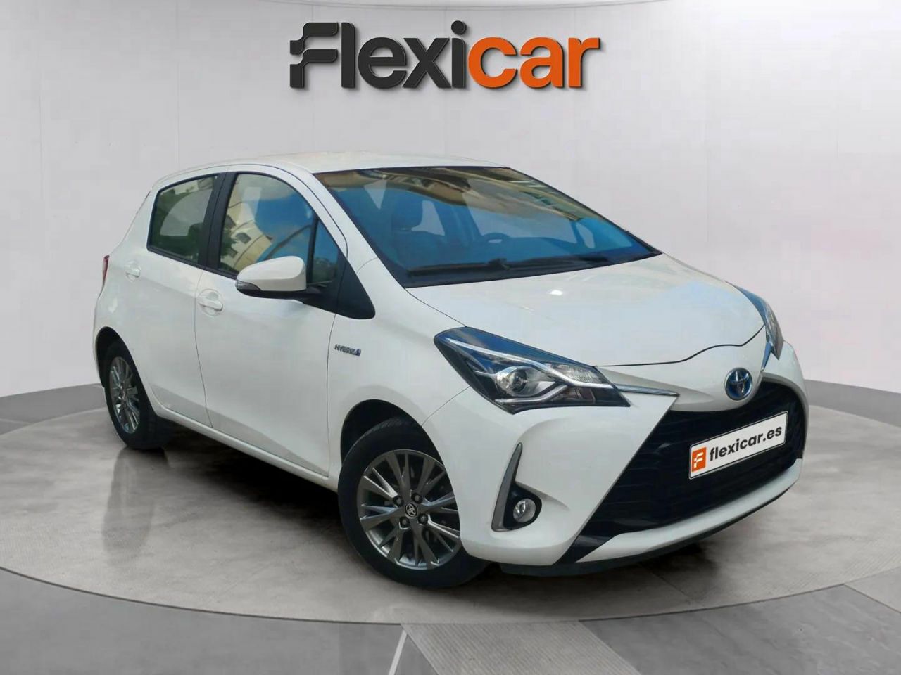 toyota yaris 2019 / foto grande (2)