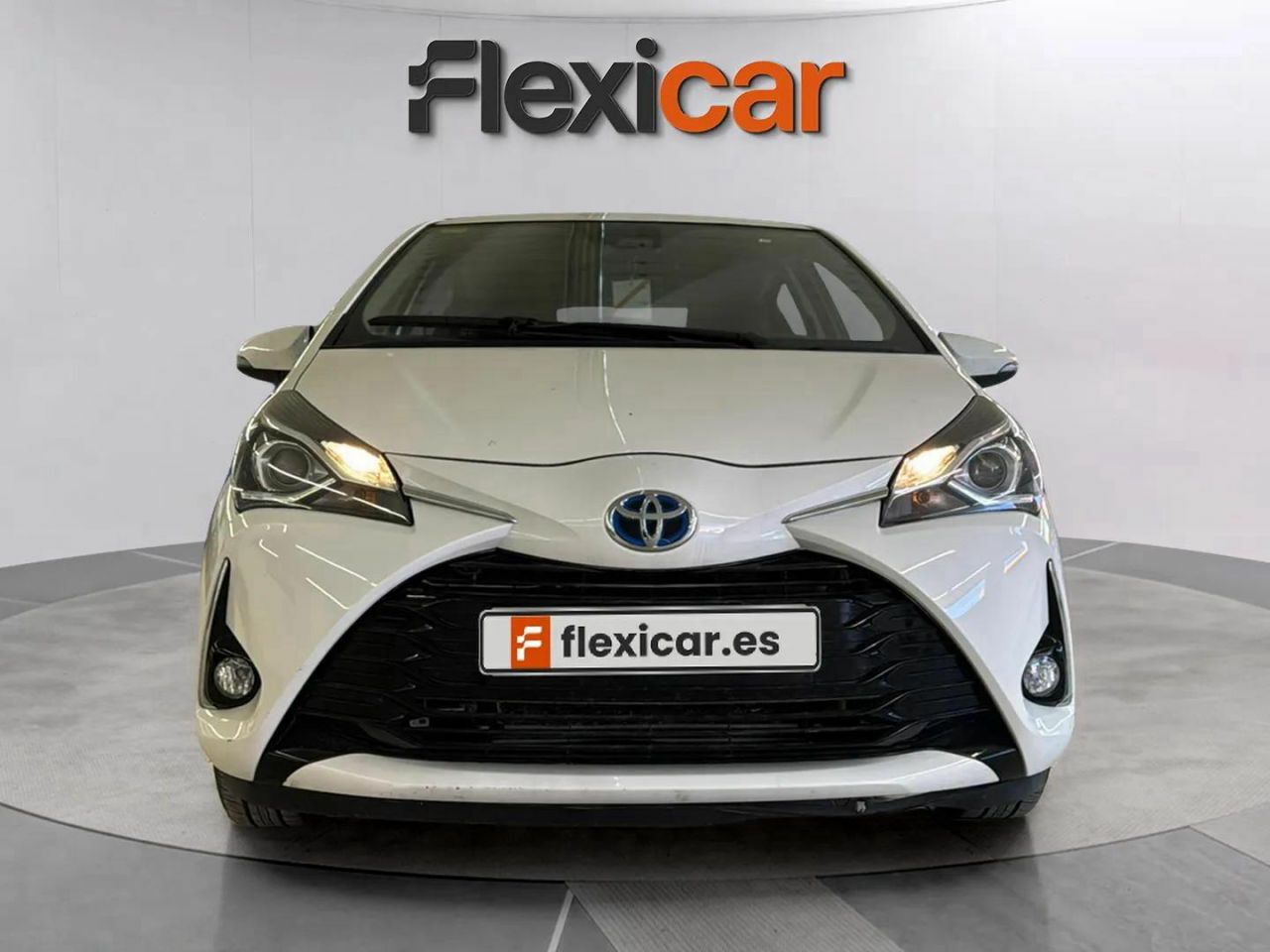 toyota yaris 2020 / foto grande (2)