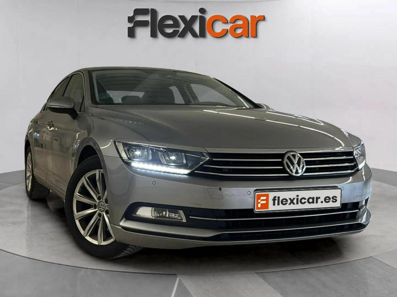 Foto volkswagen passat 2019 /
